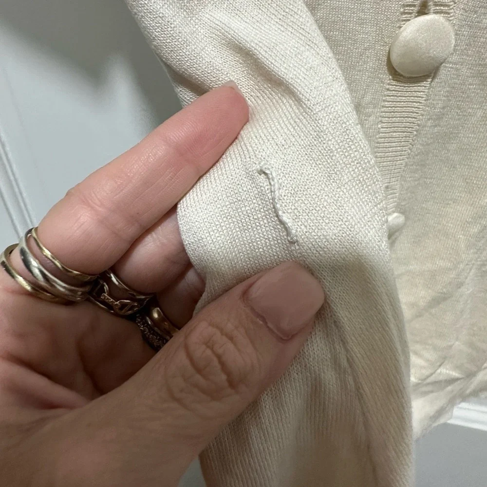 Burberry London Y2K Women's Silk Blend Cream Button-Up Top Size 44 M/L - Picture 7 of 7
